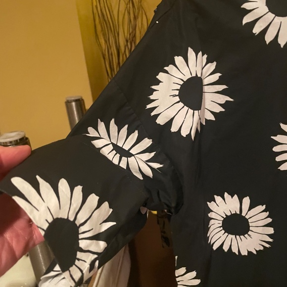 Gap floral dress with belt - Picture 3 of 6